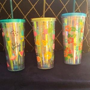 3 tumblerd with Straw